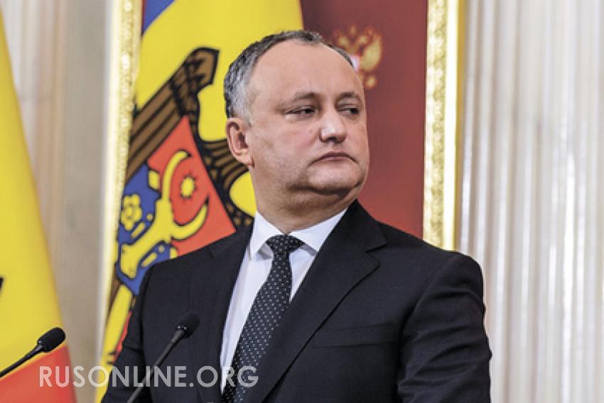 Президент Молдавии Игорь Додон заявил, что в стране существуют силы, стремящиеся организовать революцию.
